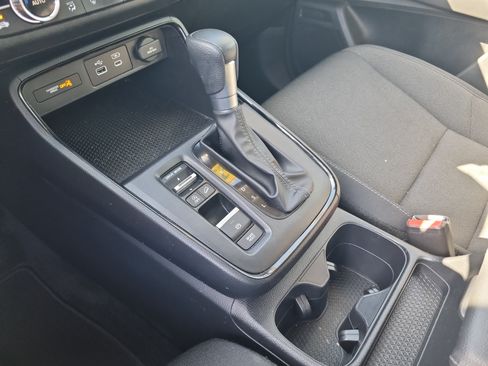 Used 2025 Honda CR-V EX image 31