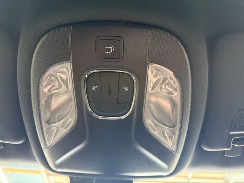 New 2026 Jeep Compass Trailhawk w/ Trailer Tow Group image 17