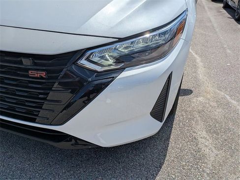 New 2025 Nissan Sentra SR w/ Midnight Edition image 9