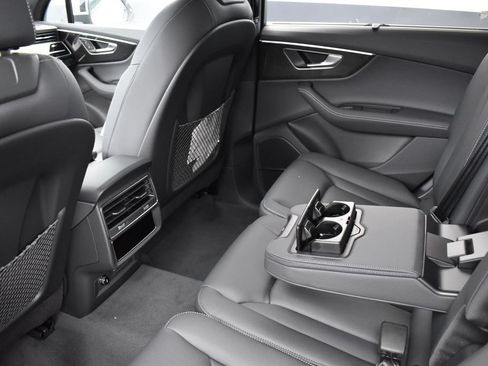 New 2026 Audi Q7 2.0T Premium Plus AWD/4WD image 17