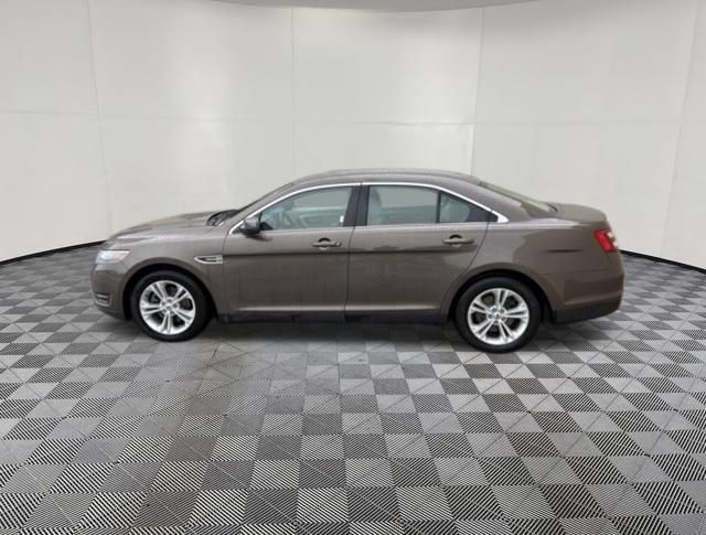 Used 2015 Ford Taurus SEL w/ Equipment Group 201A AWD/4WD image 11