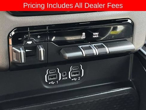 Used 2022 RAM 1500 Big Horn AWD/4WD image 30