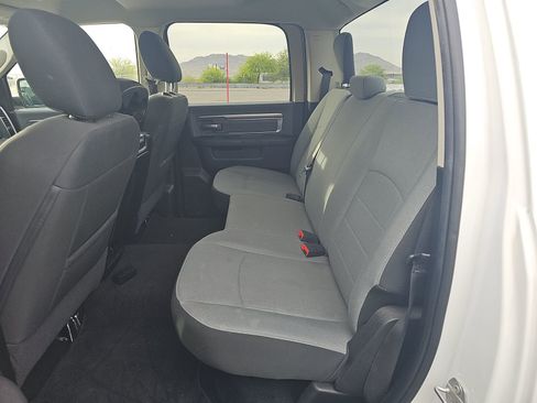 Used 2021 RAM 1500 Classic SLT image 14