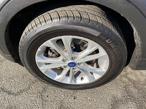 Used 2018 Ford Escape SEL image 13