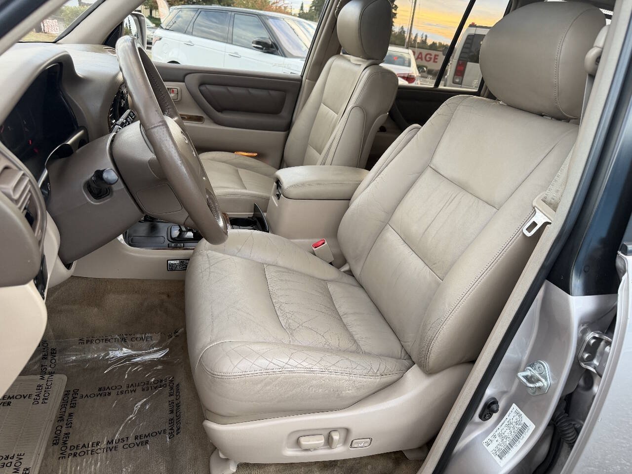 Used 2000 Toyota Land Cruiser AWD/4WD image 16