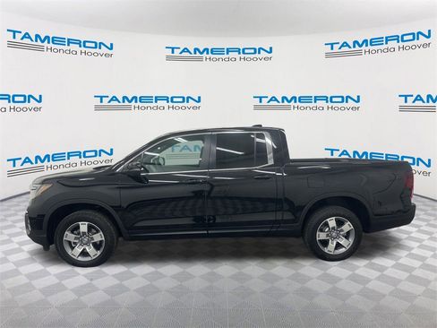 Used 2025 Honda Ridgeline RTL image 2