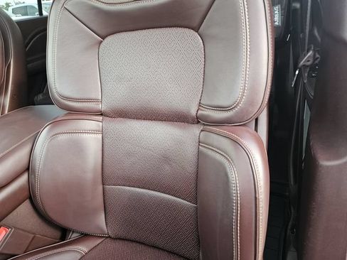 Used 2022 Lincoln Aviator Black Label w/ Dynamic Handling Package AWD/4WD image 13