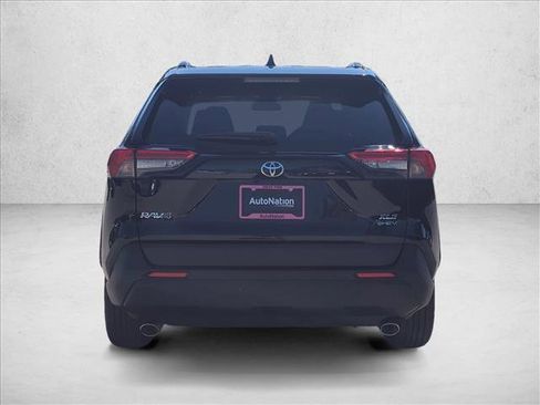 Certified 2025 Toyota RAV4 XLE image 10