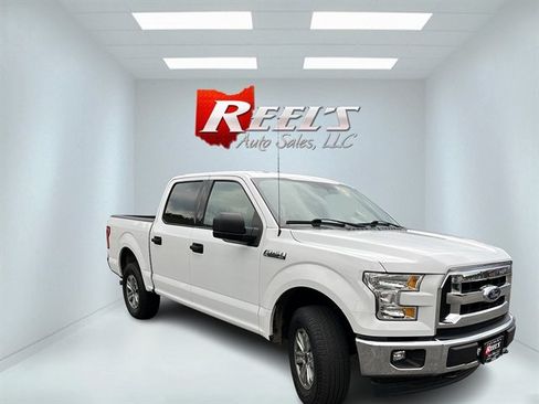 Used 2017 Ford F150 XLT AWD/4WD image 3