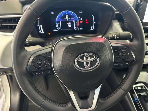 Used 2026 Toyota Corolla SE FWD image 17