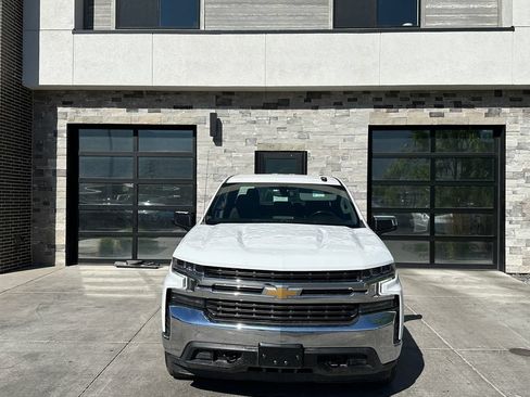 Used 2021 Chevrolet Silverado 1500 LT AWD/4WD image 7