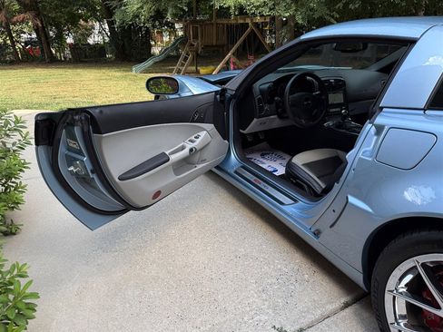 Used 2012 Chevrolet Corvette Z06 w/ 2LZ Preferred Equipment Group image 59