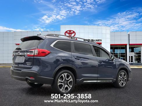 Used 2023 Subaru Ascent Limited AWD/4WD image 5