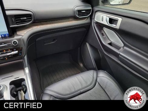 Certified 2020 Ford Explorer Platinum w/ Premium Technology Package AWD/4WD image 21