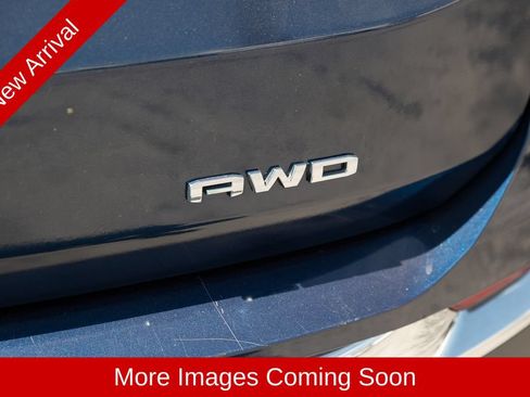 Used 2023 GMC Terrain SLT AWD/4WD image 11