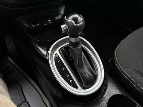 Used 2018 Kia Soul w/ Convenience Package image 16