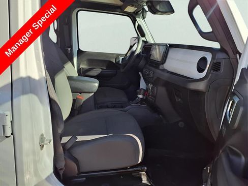 Used 2024 Jeep Wrangler Unlimited Sport AWD/4WD image 13