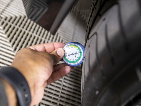 Used 2021 Jaguar F-TYPE Coupe image 47