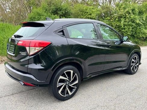 Used 2019 Honda HR-V Sport image 5