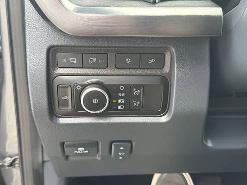 Used 2024 Ford F250 Lariat w/ Lariat Ultimate Package AWD/4WD image 30