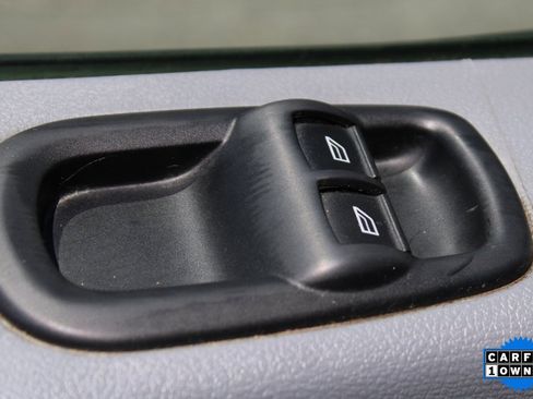 Used 2019 Ford Transit 150 130 Medium Roof image 13