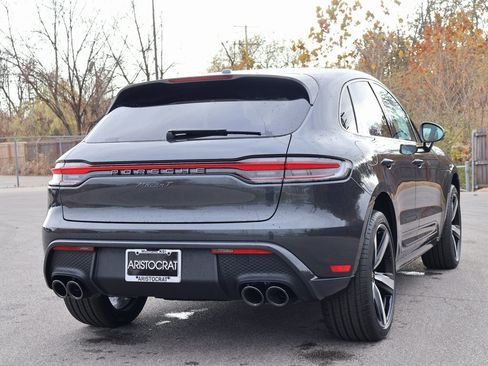 New 2026 Porsche Macan image 8