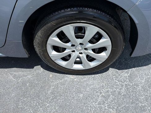 Used 2024 Toyota Corolla LE FWD image 35