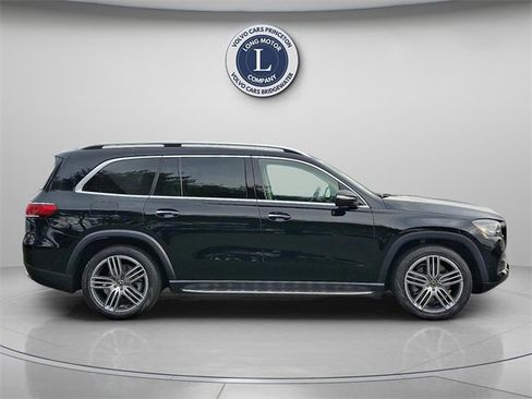 Used 2022 Mercedes-Benz GLS 450 4MATIC image 7