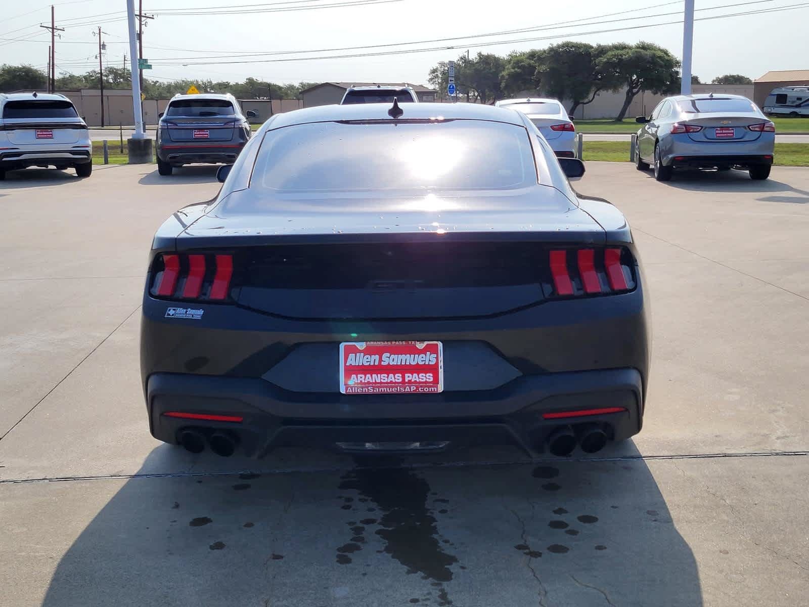 Used 2024 Ford Mustang GT Premium RWD image 4