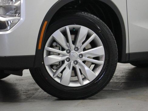 New 2026 Mitsubishi Outlander ES image 3