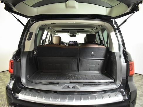 Used 2023 INFINITI QX80 Premium Select w/ All-Season Package image 36