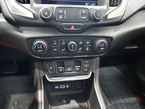 Used 2021 GMC Terrain SLT w/ Elevation Edition FWD image 17