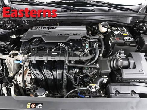 Used 2025 Kia K4 LXS image 7