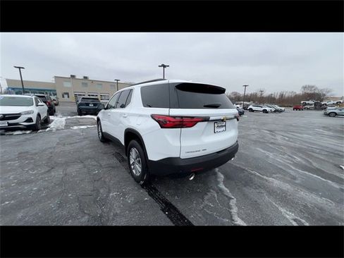 Certified 2023 Chevrolet Traverse LT w/ LPO, Floor Liner Package image 6
