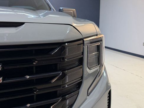 Used 2024 GMC Sierra 1500 Elevation RWD image 10