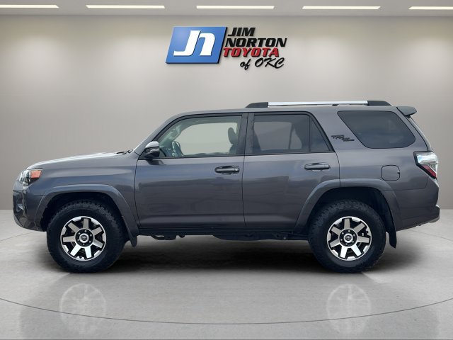 Used 2017 Toyota 4Runner TRD Off-Road Premium AWD/4WD image 8