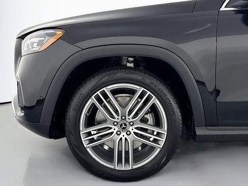 New 2026 Mercedes-Benz GLS 450 4MATIC image 10
