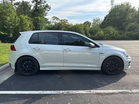 Used 2016 Volkswagen Golf R 4-Door AWD/4WD image 6