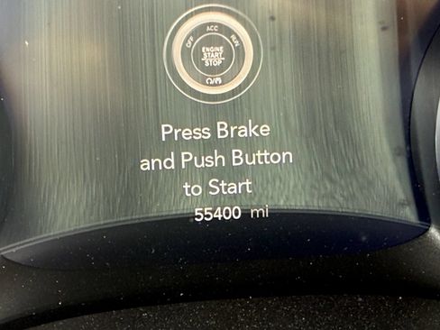 Used 2025 Chrysler Pacifica Select FWD image 11