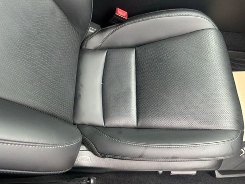 Used 2023 Honda Civic Touring image 17