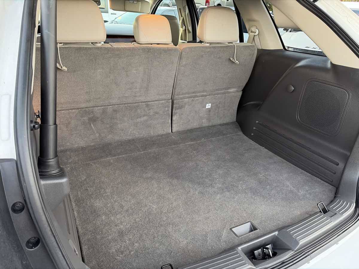 Used 2013 Ford Edge Limited FWD image 18
