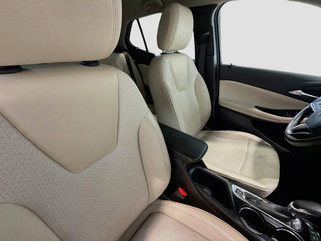 Used 2024 Buick Encore GX Preferred AWD/4WD image 24