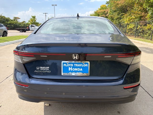 Used 2024 Honda Accord EX image 4