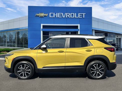 Certified 2025 Chevrolet TrailBlazer ACTIV w/ Convenience Package AWD/4WD image 2