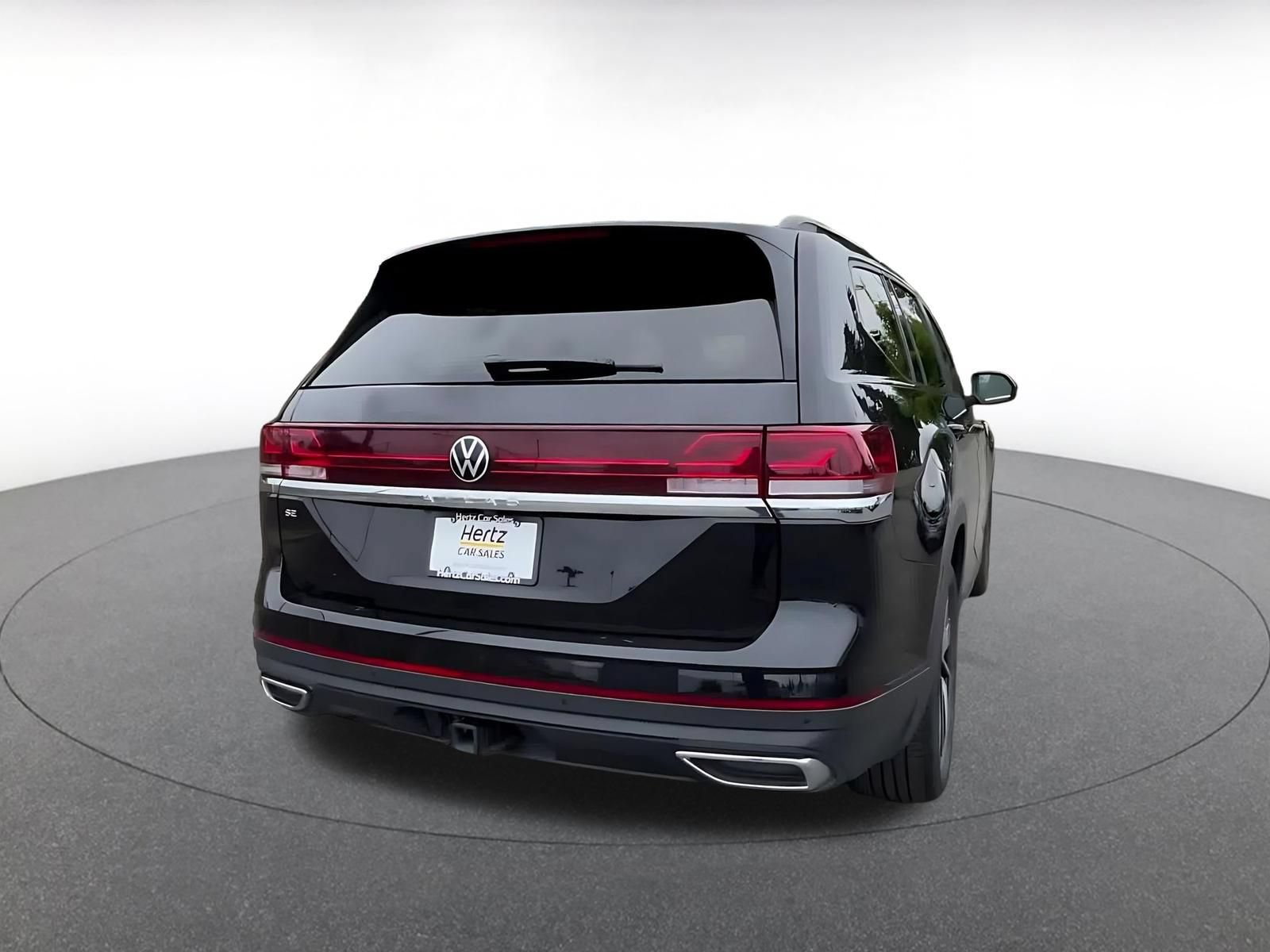 Used 2026 Volkswagen Atlas SE FWD image 13