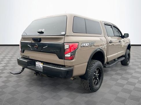 Used 2020 Nissan Titan PRO-4X w/ Pro-4x Convenience Package image 7