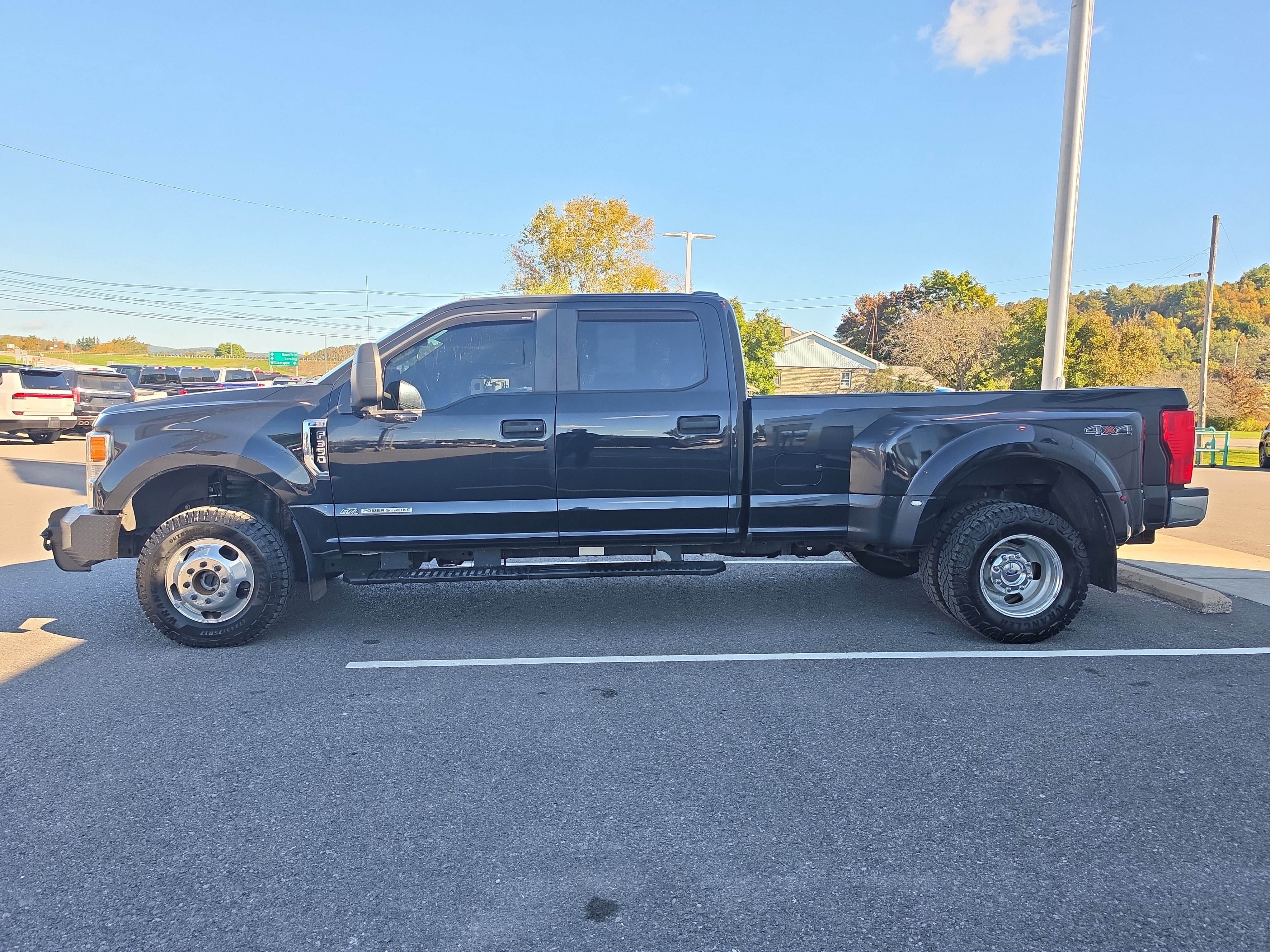 Used 2021 Ford F350 XL w/ STX Appearance Package AWD/4WD image 7