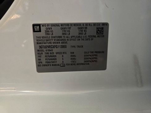 Used 2015 GMC Sierra 1500 SLT w/ SLT Crew Cab Value Package image 28