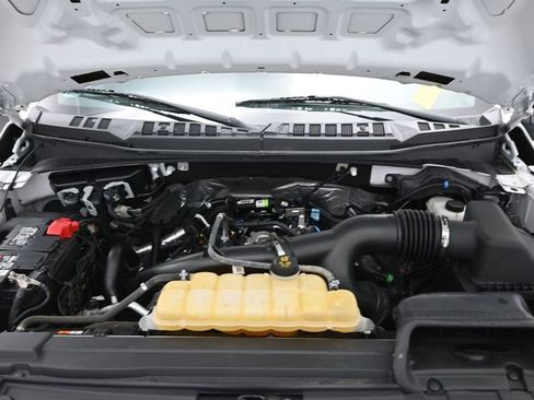 Used 2020 Ford F150 XL w/ Equipment Group 101A Mid AWD/4WD image 9
