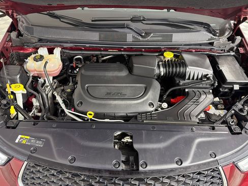 Used 2021 Chrysler Pacifica Touring-L FWD image 25